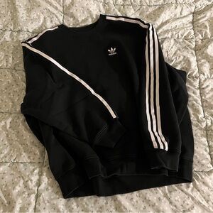 adidas sweatshirt S/M